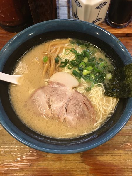 「らーめん　醤油(680円)」@九州らーめん もとまるの写真