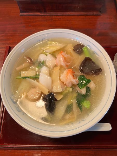 「海鮮ラーメン（大盛）」@新鮮飯店の写真