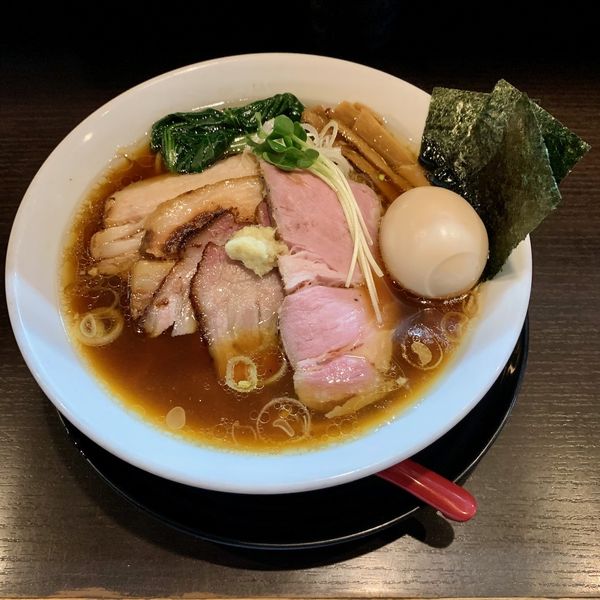 特製醤油ラーメン