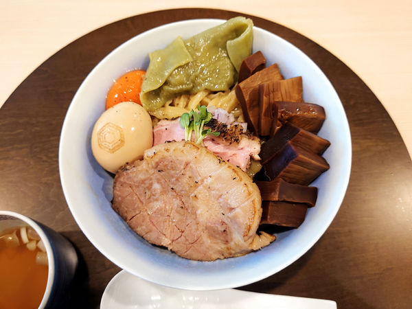 「特製あぶらそば(こってり鶏油)+マシめんま」@手打麺祭 かめ囲の写真