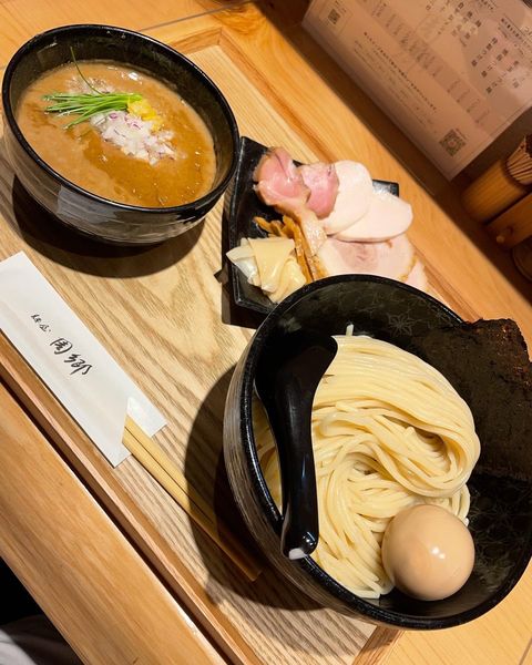 「特製つけ麺(大)+麺追加」@麺屋 周郷 新橋店の写真