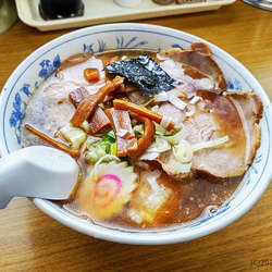 ワンタンメン（＋チャーシュー）