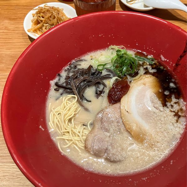 「赤丸新味550円【FANBOOKクーポン340円お得】」@博多一風堂 ららぽーとTOKYO-BAY店の写真