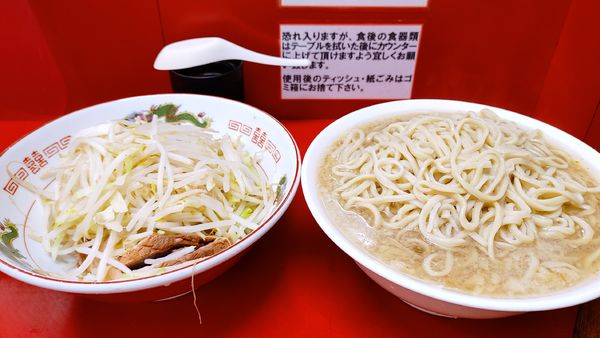 「麺増し大(ヤサイ)￥880」@ラーメン二郎 京急川崎店の写真