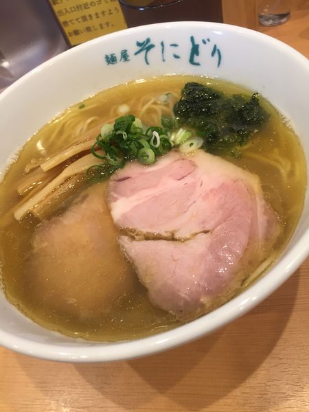「白醤油らーめん」@麺屋 そにどりの写真