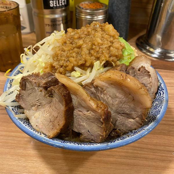 「ラーメン小　肉全マシ」@八王子田田の写真