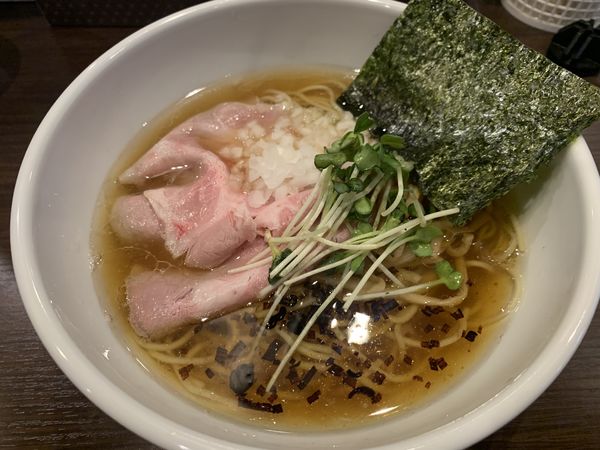 「淡麗煮干し醤油そば＋替え玉」@自家製麺 まかないへきるの写真