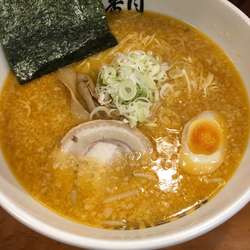 味噌らーめん(900円)