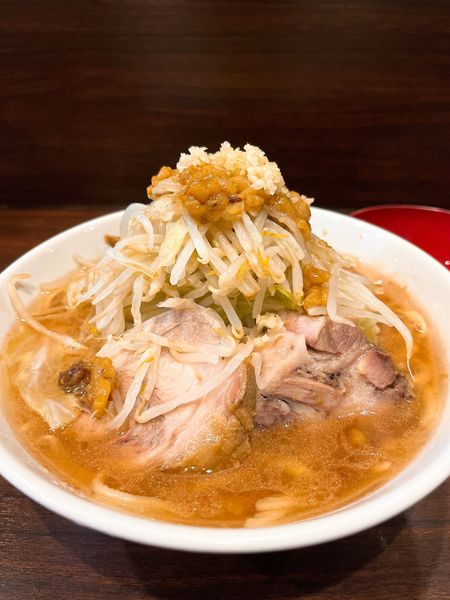 「らーめん【￥850】＋生たまご【￥50】」@ピコピコポンの写真