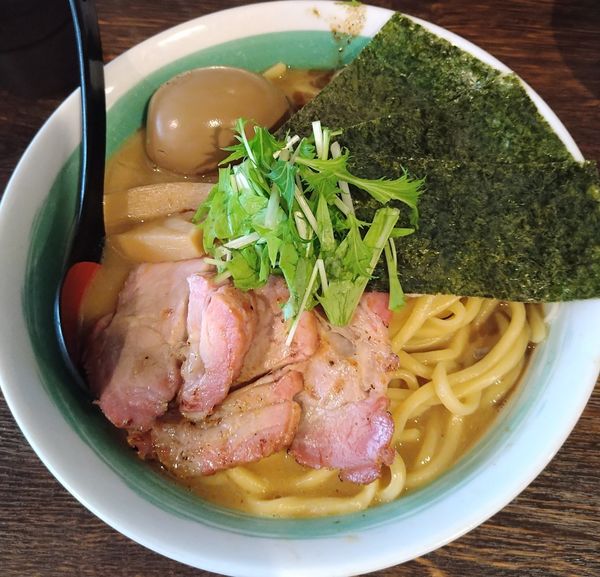 「特らぁめん(中盛)+鮎の炊き込みごはん」@自家製麺 麺屋 利八の写真