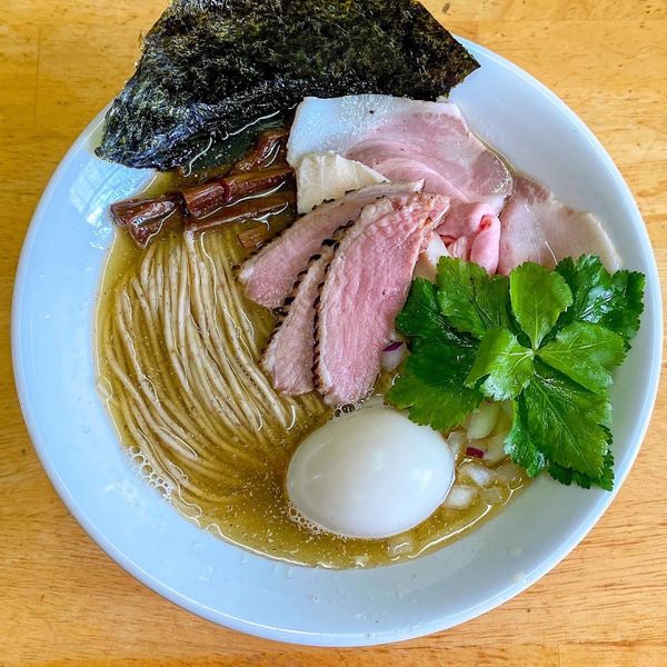 「特製煮干そば白 ¥1,200 牡蠣の和え玉 ¥400」@と多゛食堂の写真