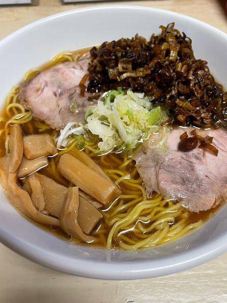 「こがしネギラーメン 醤油 こがしネギ中盛」@元祖一条流がんこ 西早稲田店の写真