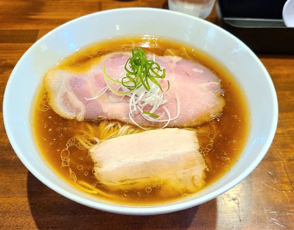 「醤油そば+大盛」@中華そば 卯月屋の写真