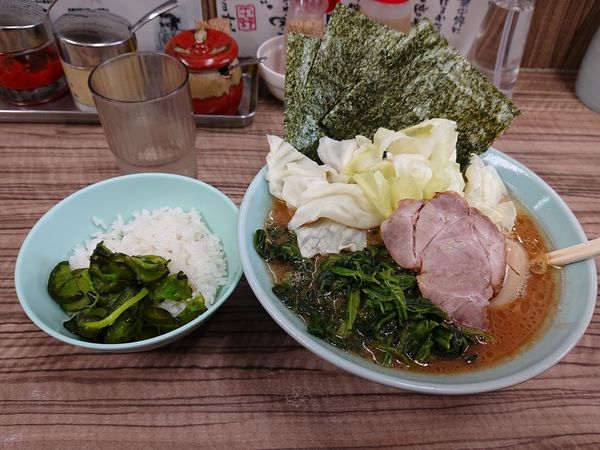 「特製らーめん」@横浜ラーメン 武蔵家 中野本店の写真