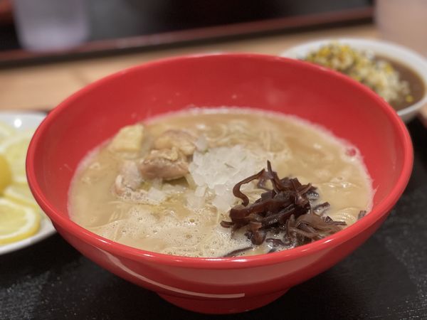 「鶏白湯＋レモン」@鶏白湯 美富の写真