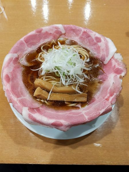 「ピストル　5枚　替玉　790円(税抜)」@ラーメン大戦争 三宮店の写真