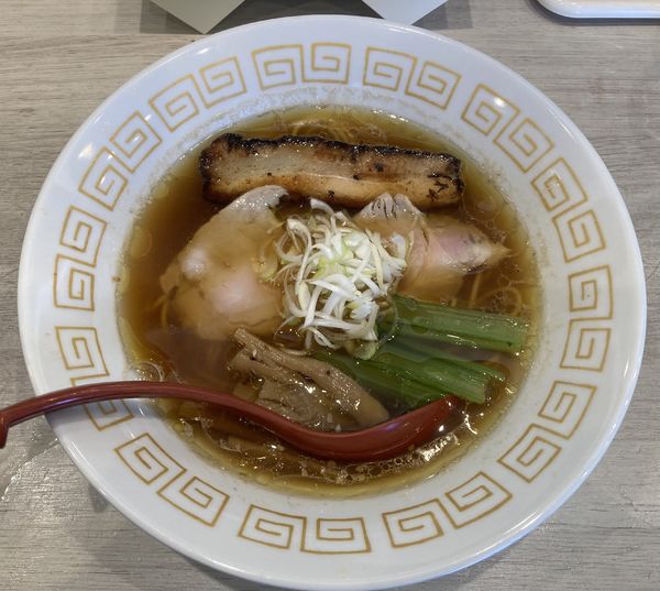 「あっさり細麺醤油中華そば 790円」@MENYA free styleの写真