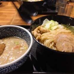 濃厚鶏魚介つけ麺