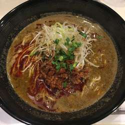 担々麺(850円)黒胡麻・からさ3・しびれ3