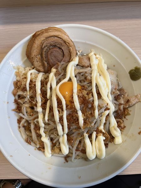 「ラーメン汁なし950円」@麺屋 味方の写真