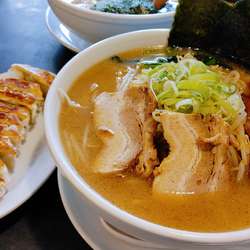 合わせ味噌ラーメン・大盛・メンマ・もやし(カレーライス)