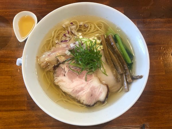 「アゴ節塩らーめん」@塩らーめん 千茶屋の写真