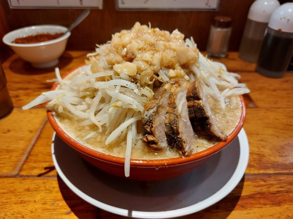 「ラーメン普通    アブラ  カラメ」@らーめん バリ男 新橋本店の写真