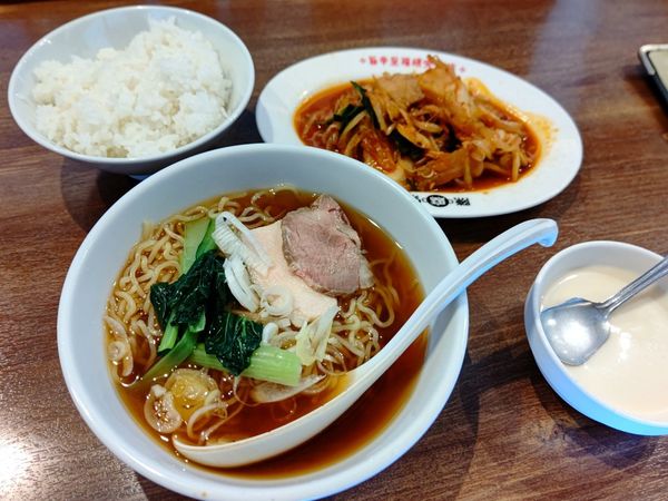 「陳麻家定食(豚キムチ＋半醤油ラーメン)1,000円→750円」@陳麻家 高崎駅西口店の写真