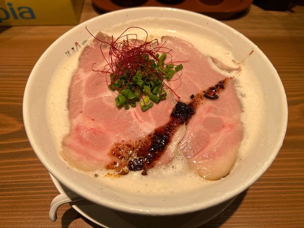 「鶏そば（醤油）800円+大盛り150円」@麺や 鳥せんの写真