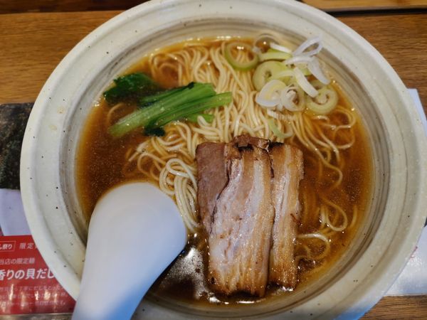 「煮干しそば」@濃厚煮干しそば 丸にたちばなの写真