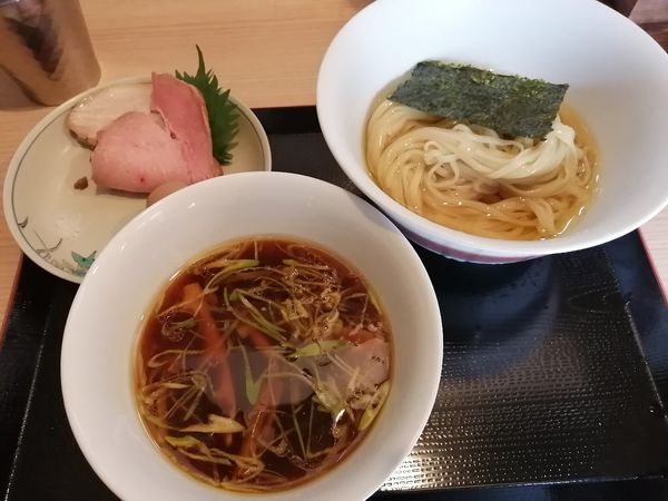 「鮭節昆布水の醤油つけ麺　1250円」@中村麺三郎商店の写真
