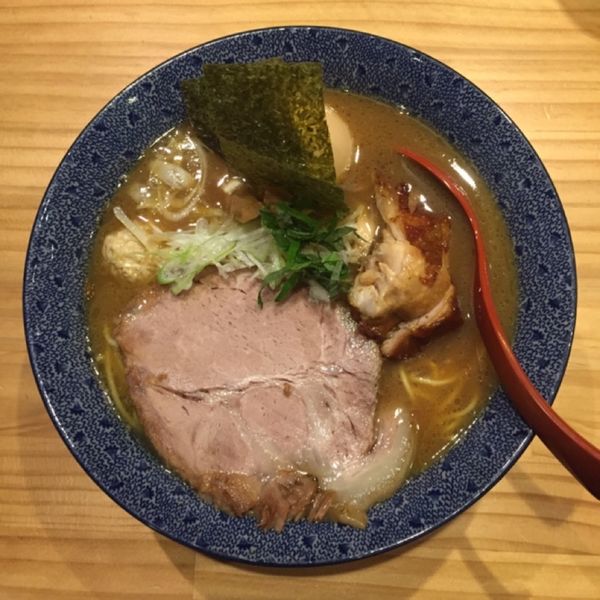 「特製らぁめん」@中華蕎麦 つけ麺 五味五香の写真