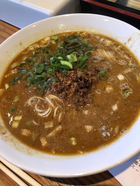 「金の坦々麺」@らーめん芝浜の写真