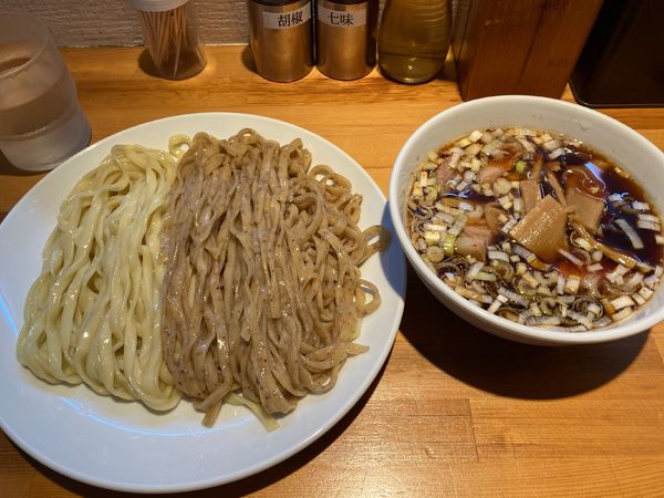 「焙煎2色つけ麺」@らぁめん りきどうの写真