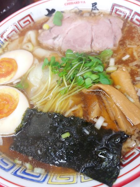 「ワンタンそば(醤油)」@ちばき屋 葛西店の写真