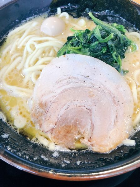「ラーメンとすた丼」@横浜家系ラーメン 壱角家 日吉店の写真