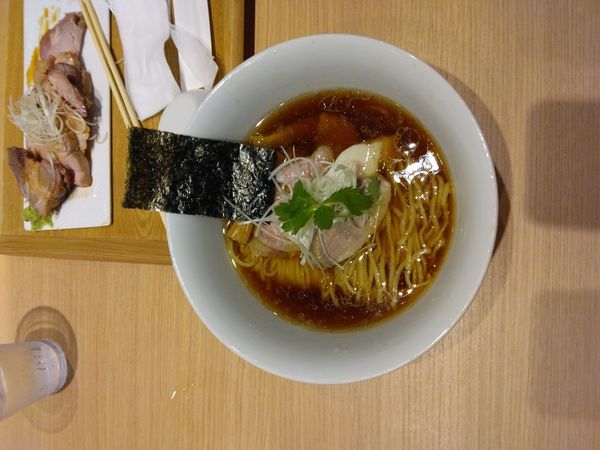 「醤油ラーメン」@KaneKitchen Noodlesの写真