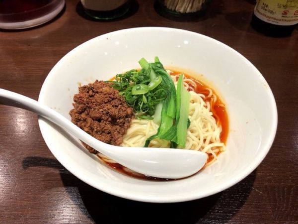 「成都式 汁なし担々麺」@六坊担担面の写真