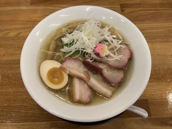 「特製こはね白醤油そば（手もみ麺）」@麺彩 こはねの写真