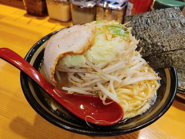 「野菜ラーメン800円」@横浜家系ラーメン 宗八 柏本店の写真