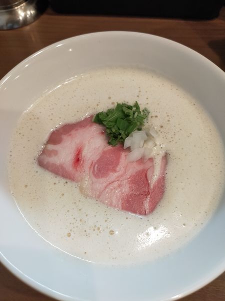 「TORI白湯らーめん」@麺 leads なかの 天理店の写真