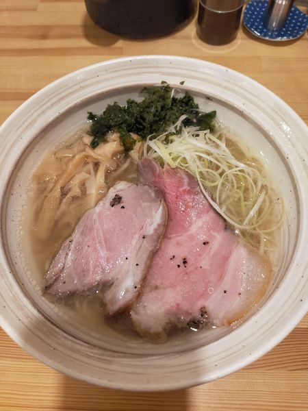 「塩らーめん」@塩たいおうの写真