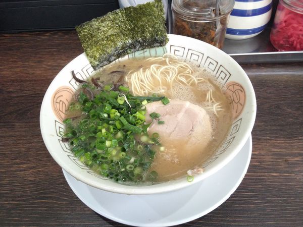 「らーめん800円」@博多長浜らーめん 楓神の写真