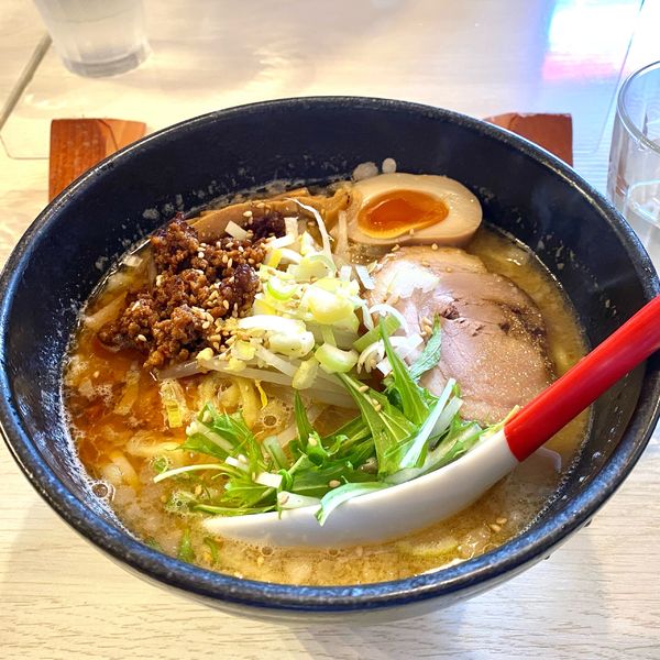 「限定　背脂味噌らーめん」@麺屋 誉の写真