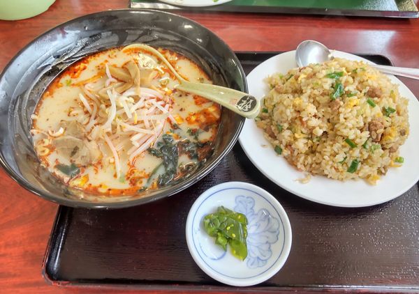 「台湾チャーハン 豚辛ラーメンセット」@台湾料理 嘉宴楼の写真