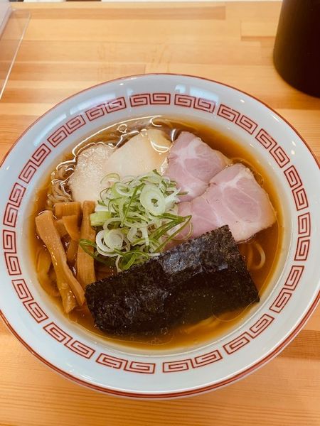 「中華そば(醤油) 750円 チャーシュー 200円」@中華そば あら井商店の写真