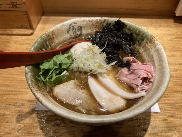 「特製焼きあご塩らー麺」@焼きあご塩らー麺 たかはし 新宿本店の写真