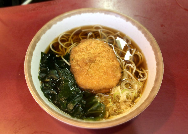 「コロッケそば(390円)」@丹波屋の写真