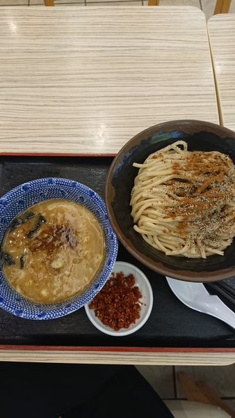 「辛つけめん」@次念序 モラージュ菖蒲店の写真