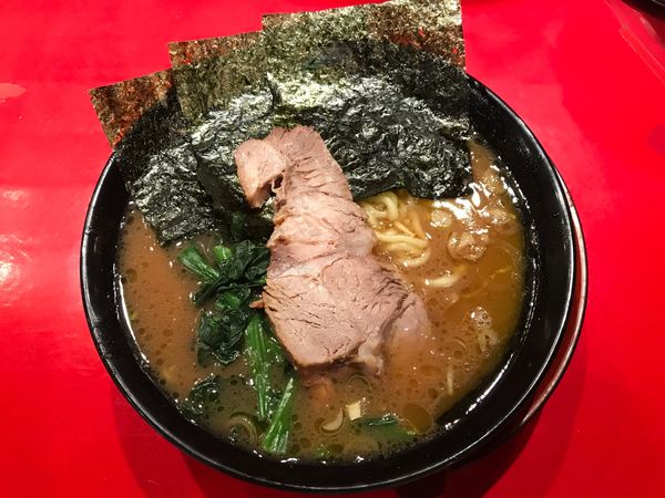 「ラーメン　750円」@横浜家系らーめん 山崎家の写真